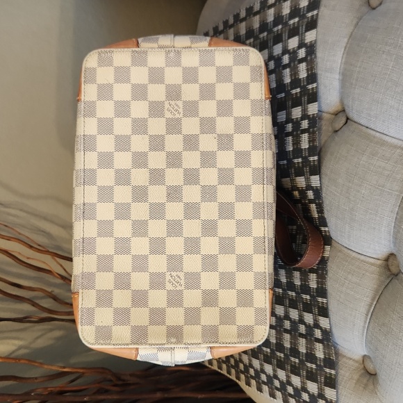 LV Hampstead PM in Damier Azur - Picture 14 of 17
